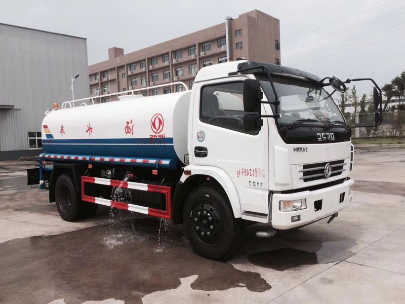 8����8�����|�L(f��ng)��������G����ˮ܇�DƬ