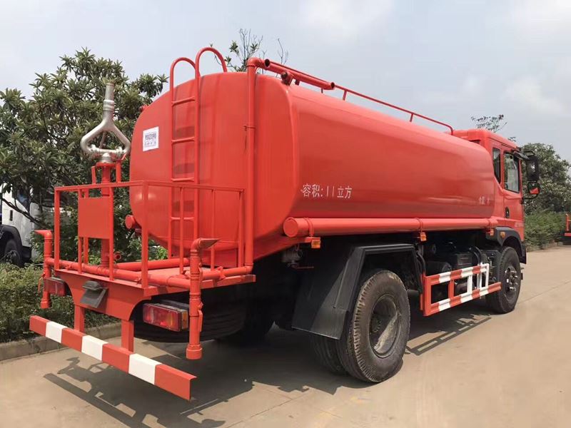 12����12�����|�L(f��ng)T3�G����ˮ܇�DƬ