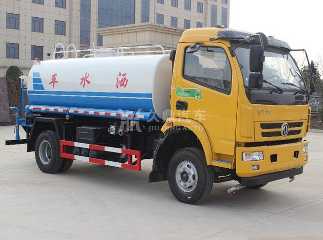 灑水車圖片 灑水車圖片
