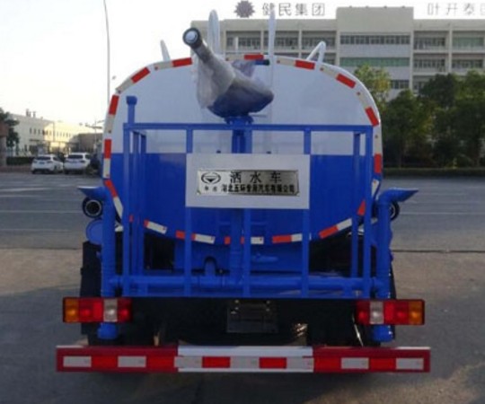 5噸灑水車價格_重汽豪沃5噸綠化灑水車廠家價格4