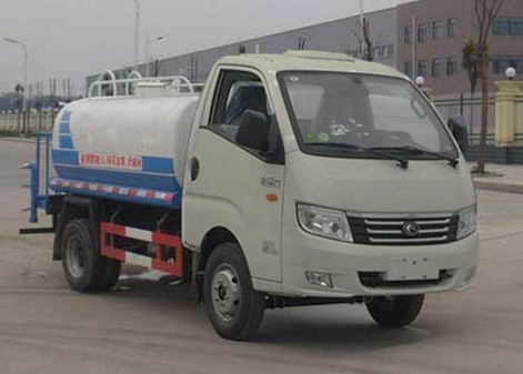 福田時代康瑞K1-2噸藍(lán)牌綠化灑水車2