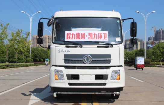 �|�L���\��ˮ܇�DƬ