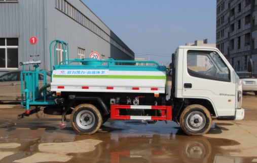 解放藍(lán)牌3噸灑水車高清圖片 解放藍(lán)牌3噸灑水車高清圖片