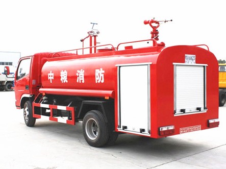 東風(fēng)5噸消防灑水車(chē)圖片 東風(fēng)5噸消防灑水車(chē)圖片