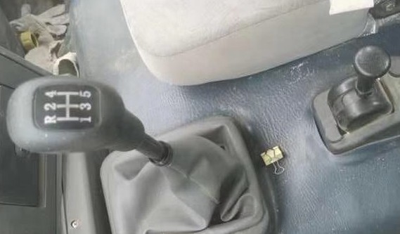 東風12噸帶手續(xù)灑水車 東風12噸帶手續(xù)灑水車