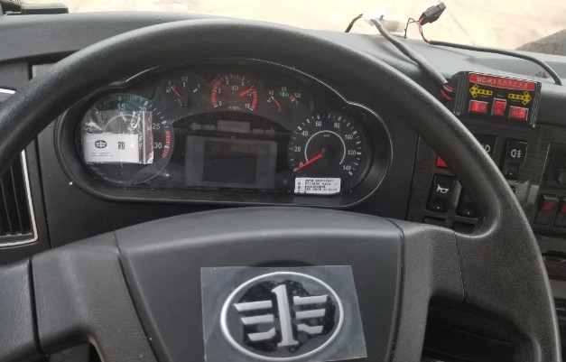 14方國六解放J6L灑水車內飾圖片 14方國六解放J6L灑水車內飾圖片