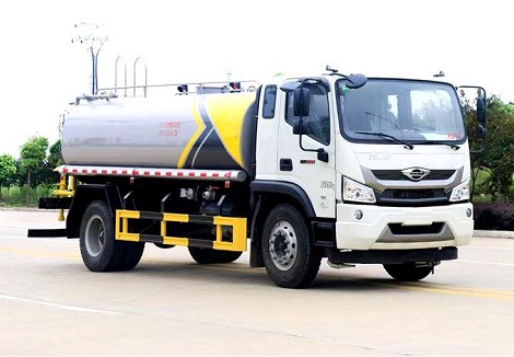 國(guó)六15方福田瑞沃ES7灑水車圖片 國(guó)六15方福田瑞沃ES7灑水車圖片