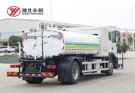 �|�L(f��ng)�A��늄�(d��ng)·����ϴ܇�෽λ�DƬ