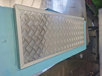 ����܇(ch��)���D(zhu��n)�ۯB�_̤��