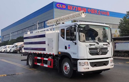 國(guó)六東風(fēng)D9光伏板清洗車 國(guó)六東風(fēng)D9光伏板清洗車