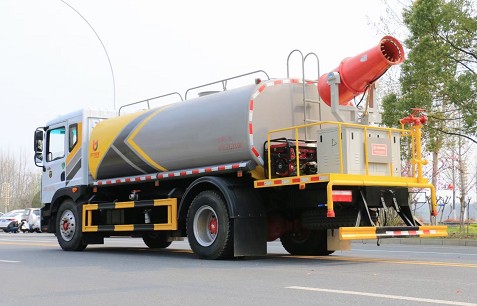 國六東風(fēng)多利卡D9灑水車圖片 國六東風(fēng)多利卡D9灑水車圖片