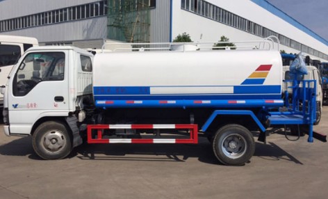 國(guó)六慶鈴五十鈴5噸灑水車(chē) 國(guó)六慶鈴五十鈴5噸灑水車(chē)