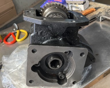 南京依維柯2830.5變速箱取力器 南京依維柯2830.5變速箱取力器