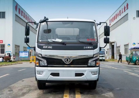 東風(fēng)福瑞卡11.3方灑水車(chē) 東風(fēng)福瑞卡11.3方灑水車(chē)