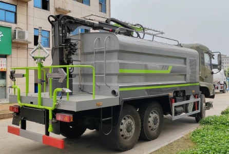 東風天錦六驅太陽能光伏板清洗車_光伏面板清洗車_沙漠光伏清洗作業車 東風天錦六驅太陽能光伏板清洗車_光伏面板清洗車_沙漠光伏清洗作業車