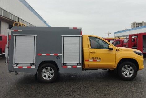 福田單排皮卡森林消防灑水車_程力威牌CLW5040TGPADY型遠(yuǎn)程供排水搶險(xiǎn)車 福田單排皮卡森林消防灑水車_程力威牌CLW5040TGPADY型遠(yuǎn)程供排水搶險(xiǎn)車